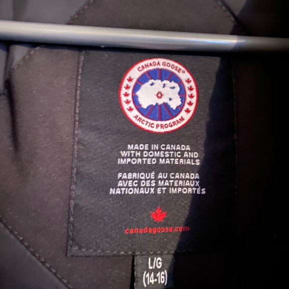 Authentic Canada Goose Rundle Bomber Jacket - Picture 2 of 8